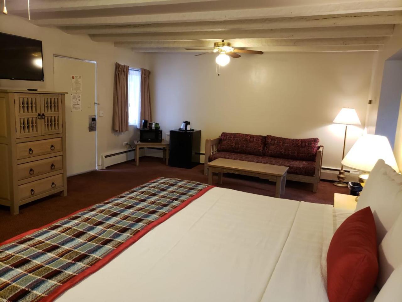 Kachina Lodge Resort And Meeting Center Taos Bagian luar foto