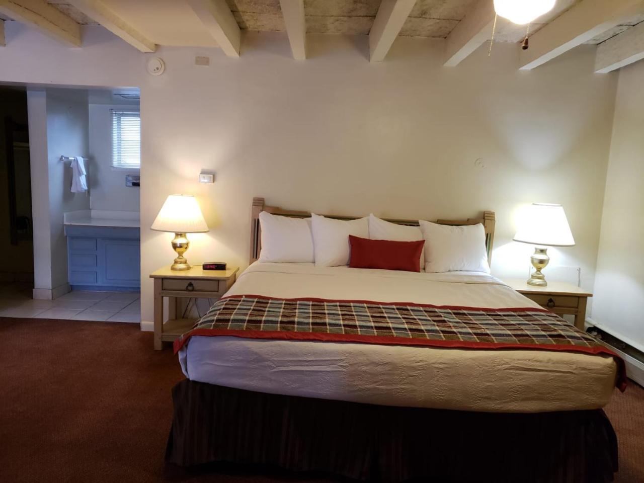 Kachina Lodge Resort And Meeting Center Taos Bagian luar foto