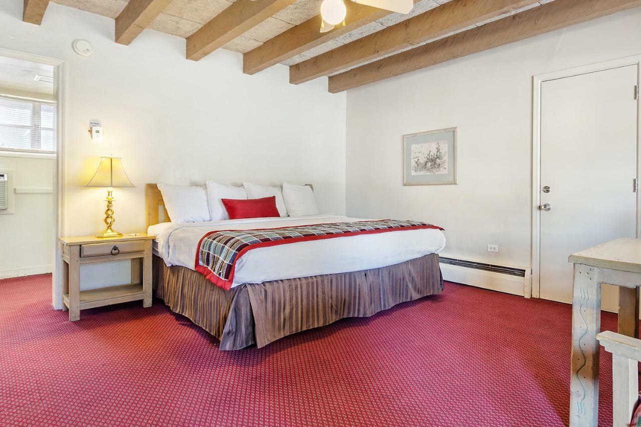 Kachina Lodge Resort And Meeting Center Taos Bagian luar foto